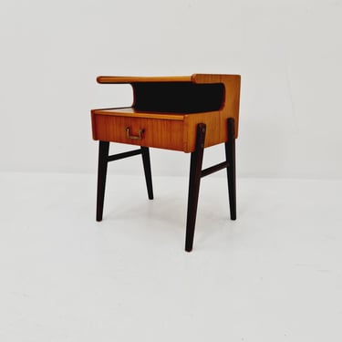 Midcentury Carlström & Co Teak Vintage Side table/ Bedside table/ Night stand straight from the sixties 