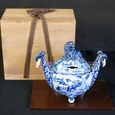 Antique Japan Imari ceramic Koro censer sculpture 1800 kiln art craft 