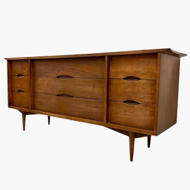 Free shipping within continental US - Vintage Mid Century Modern Solid Walnut 9-Drawer Dresser Dovetailed Drawers by Bassett Furniture 