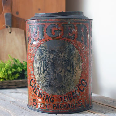 Antique Tiger chewing tobacco tin / vintage tobacco canister / vintage tobacciana advertising tinware can / rustic farm decor / man cave 