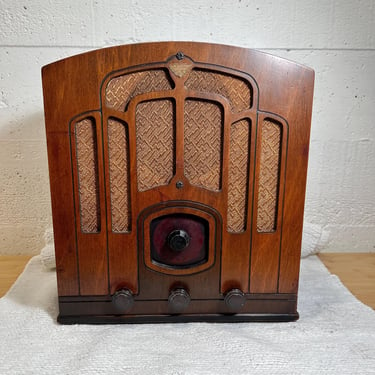 1935 RCA T5-2 Tombstone MP3/AM/Shortwave Art Deco Radio, Elec Restored with/ Bluetooth Option 