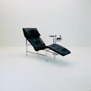 Post Modern Tord Björklund “Skye” Chaise Lounge for Ikea, Sweden, circa 1970s 