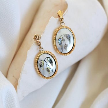 golden mother of pearl earrings - vintage 90s gold tone post womens pierced dangle 