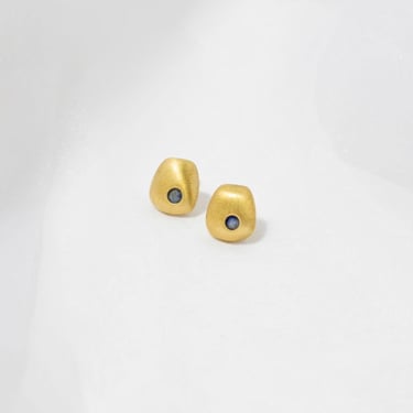 Yuun Bune Earrings - Brass