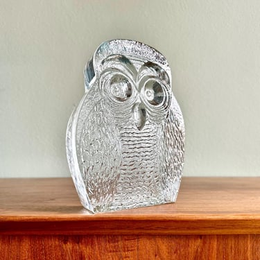 Vintage Blenko 7" owl bookend / 1960s Joel Meyers design in heavy clear glass / midcentury MCM bird decor 