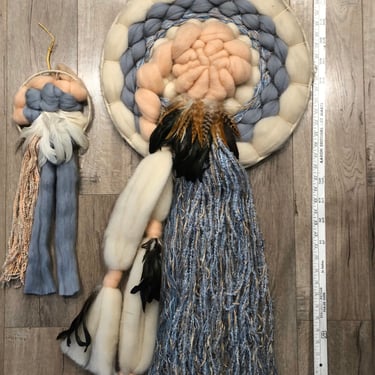 SALE Vintage set 2 dream catchers raw natural wool wood beads feathers cream pastel blue pink wall art 