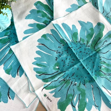 Vintage Vera Neumann Linen napkins, Blue Green Florals, Set of 5 
