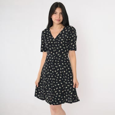 Medium 90s Floral Button Front Grunge Dress | Vintage | Flying Apple  Vintage - Los Angeles, CA | ATTIC