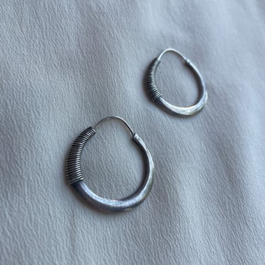 wire wrapped hoops E203