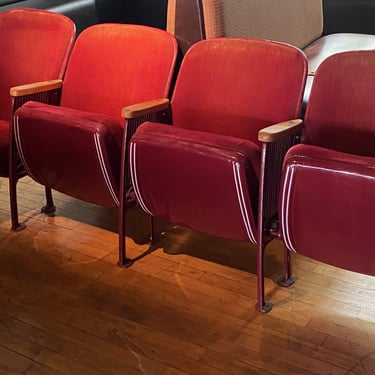 Red Velvet Theater 4 Seat Set