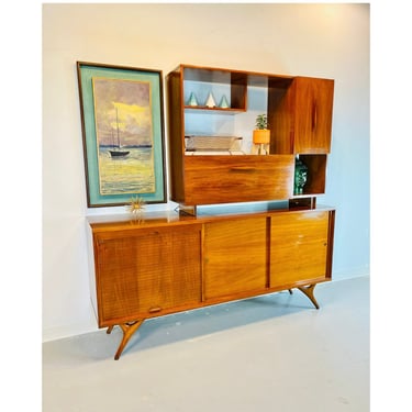 Mid Century Modern Stereo Credenza and Bar Cabinet Wall Unit 