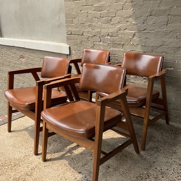 MCM Gunlocke Vinyl Chair