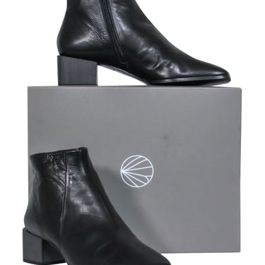 Coclico - Black Pebbled Leather Block Heel “Frida” Ankle Booties Sz 6.5