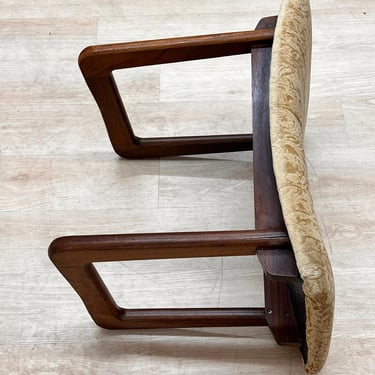 Mid Century Vanity stool by Uniflex 