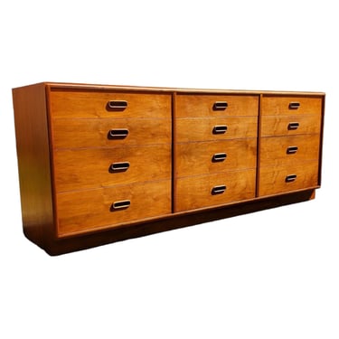 Free Shipping Within Continental US - Mid Century Modern Jack Cartwright For Founders Walnut 12 Drawer Lowboy Dresser Dovetail Drawers 