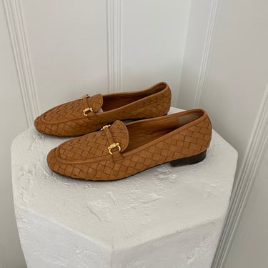 Vintage tan woven leather slip on loafer with gold detail / 8.5 