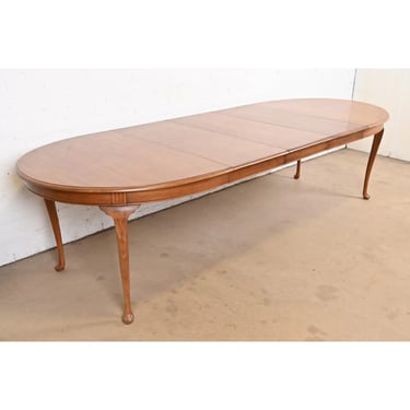 Davis Cabinet Company Queen Anne Solid Cherry Wood Extension Dining Table, Circa 1960s