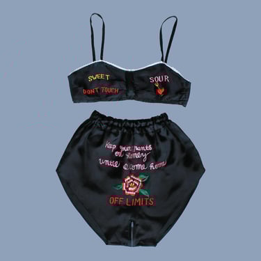 Rare! 1940s Lingerie Set / 40s WWII Novelty Bra Panties / ZIPPER Crotch! / "Off Limits" "Sweet Sour Don't Touch" 