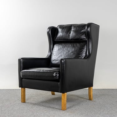 Danish Modern Leather Wingback Lounge Chair - (322-072.1) 