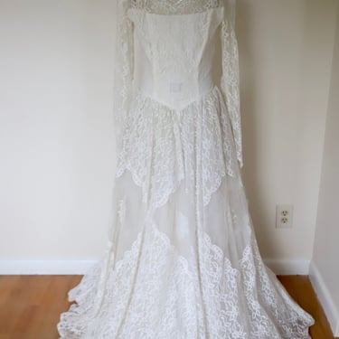 Long Sleeve A Line Lace Bridal Gown