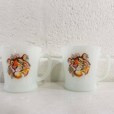 Vintage Pair of Fire-King White Mugs Fire King Mug 1950s | Check 