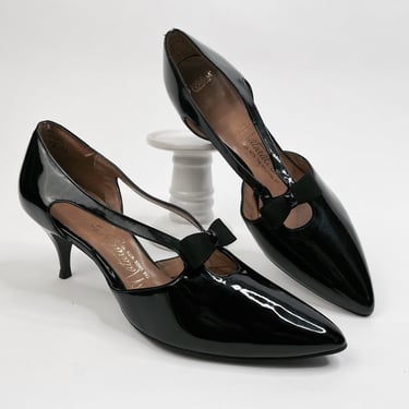Vintage 50s-60s Black Patent Pointy Toe Kitten Heel Pumps by Naturalizer Size 6.5 / 7 | Unworn, Dancing, Comfort, Sexy, Pin Up, Rockabilly 