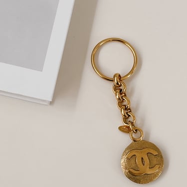 Vintage 90's CHANEL CC Logo Gold Medallion Bag Charm Pendant Keychain 