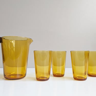 Water jug with glasses, Vereco amber glass 