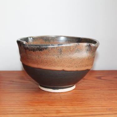 Handmade pottery bowl 