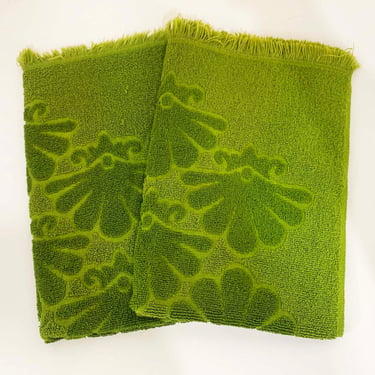 Vintage Fieldcrest Hand Towels Set of 2 Pair Cotton Bathroom Cloth Decor Mid-Century Green Shell Sculptural Terrycloth 1970s 