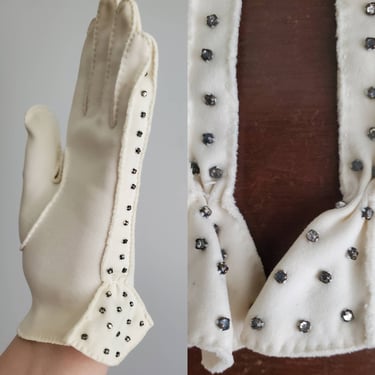 1950s Gloves with Rhinestones - 50s Accessories - 50s Day Gloves 