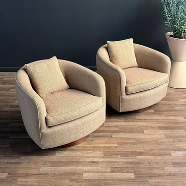 Pair of Mid-Century Modern Milo Baughman Style Barrel Swivel Chairs, c.1960’s 