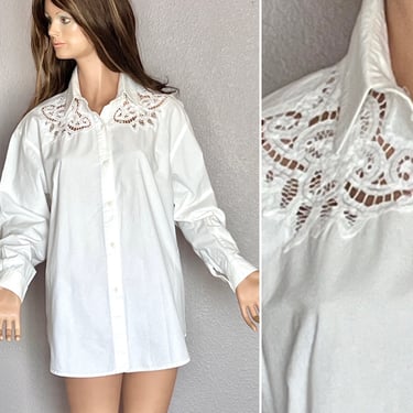 White Cotton Shirt, Vintage Blouse Top, Cut Out Lace, Battenburg, Boyfriend Shirt, Gender Neutral, Unisex Shirt, Size XL 