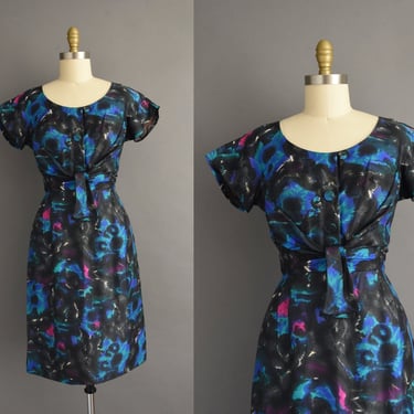 1950s vintage | Gorgeous Silk Abstract Cocktail Party Bridesmaid Wiggle Dress | Medium 