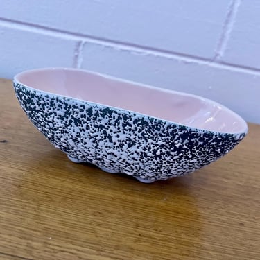 Vintage Mid Century Shawnee Kenwood USA Pottery Planter with Pink and Black Splatter Texture  No 2114 