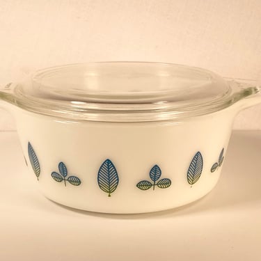 Pyrex #472 Blue & Green Leaf Casserole - 1959 Promo 