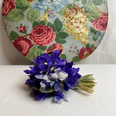 Vintage millinery flowers~ Floral adornment sewing hats hair decor antique silk flowers assorted 30’s 40’s 50’ 60’s violets bouquet 