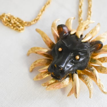 1970s Resin Lion Head Brooch/Pendant and Gold Chain Necklace 