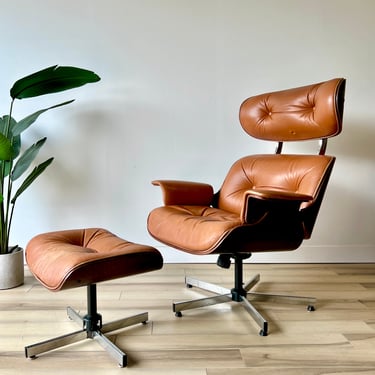 Vintage Mid Century Leather Plycraft Lounge Chair and Ottoman