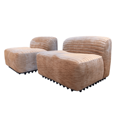 Pair of Champagne Velvet Slipper Chairs by Titina Ammannati and Gianpiero Vitelli for Brunati Italia