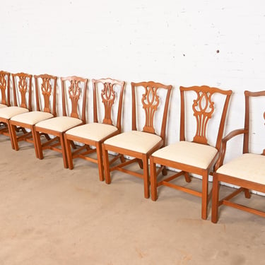 Georgian Carved Mahogany Dining Chairs in the Manner of Baker Furniture, Set of Ten