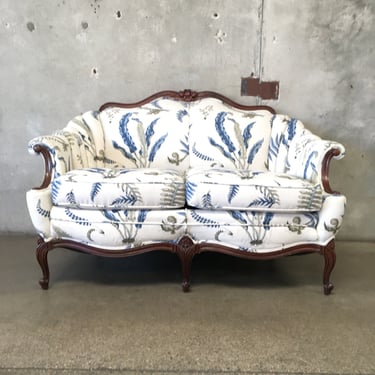 Queen Anne Style Leaf Motif Loveseat