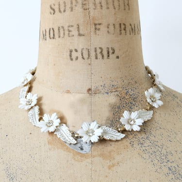 vintage 1950s white & gold daisy rhinestone necklace • Mid-century early plastic adjustable choker necklace 