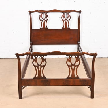 Landstrom Georgian Carved Mahogany Twin Size Bed, Circa 1940s