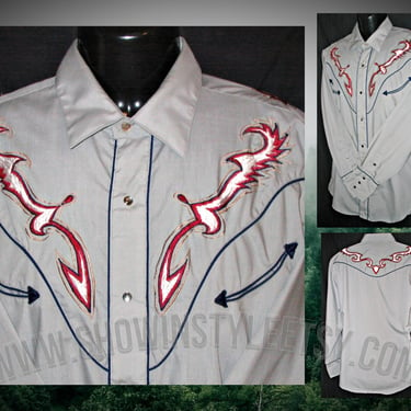 Levi's Vintage Western Men's Cowboy Shirt, Rodeo Shirt, Gray with Embroidered Designs on Yokes, Tag Size Large (see meas. photo) 