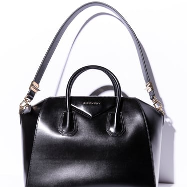 GIVENCHY Black Leather Medium Antigona Bag