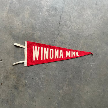 Vintage Winona, MN Felt Souvenir Pennant 