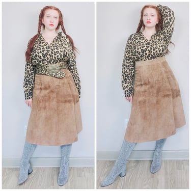 1970s Vintage High Waisted Leather Skirt / 70s / Seventies Light Brown Suede Midaxis Skirt / Size Medium 
