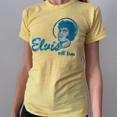 Elvis Still Lives tee