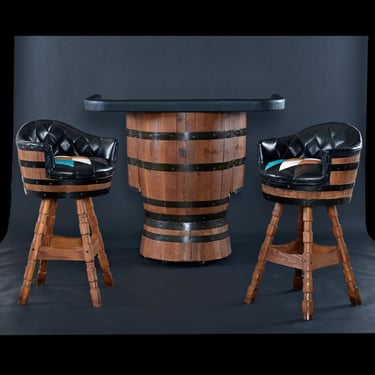 Brothers Furniture Mid-Century Modern Whiskey Barrel Bar with Bar Stools 